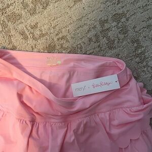 NWT skort! Beautiful